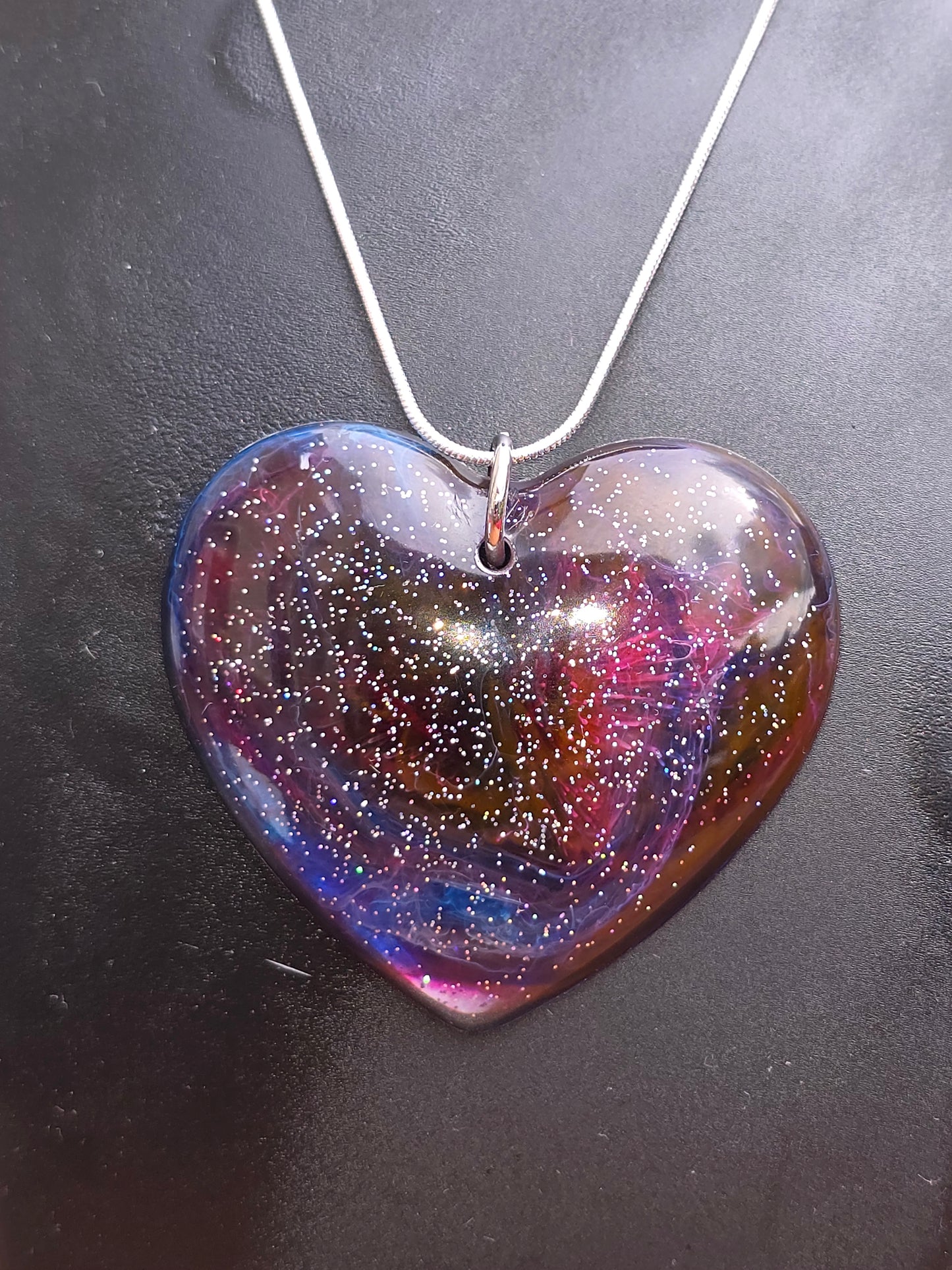 Cosmic Heart Shaped Resin Necklace - Stary effect heart pendant with 45cm snake chain