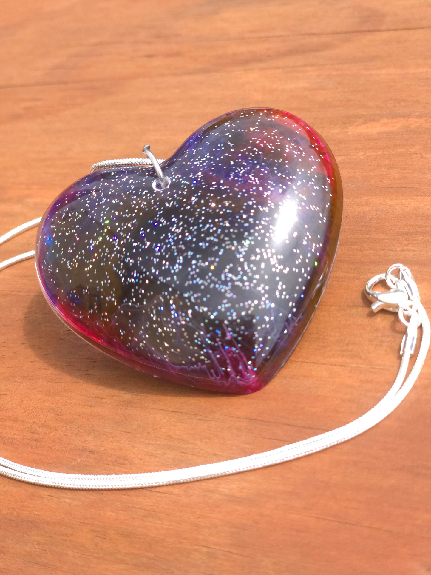 Cosmic Heart Shaped Resin Necklace - Stary effect heart pendant with 45cm snake chain