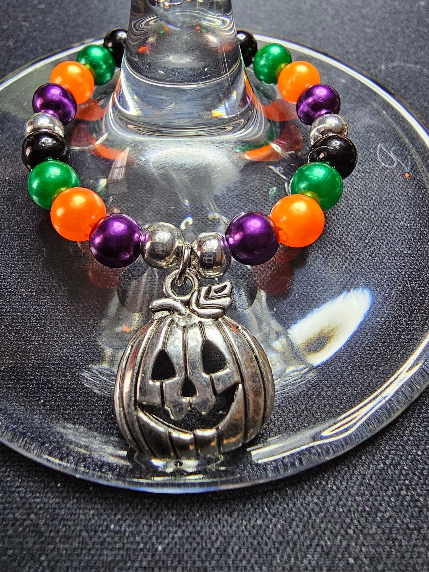Pumpkin wine glass charms - Halloween party decorations wine/cocktail glass