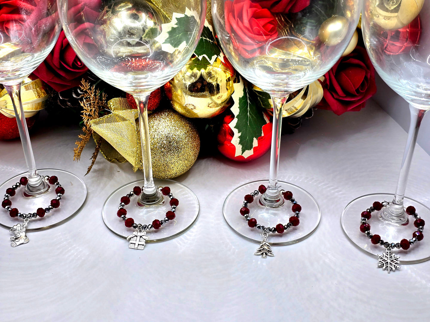 Christmas Wine Glass Charms 4 Pack - Xmas Tree, Stocking, Gift, Snowflake