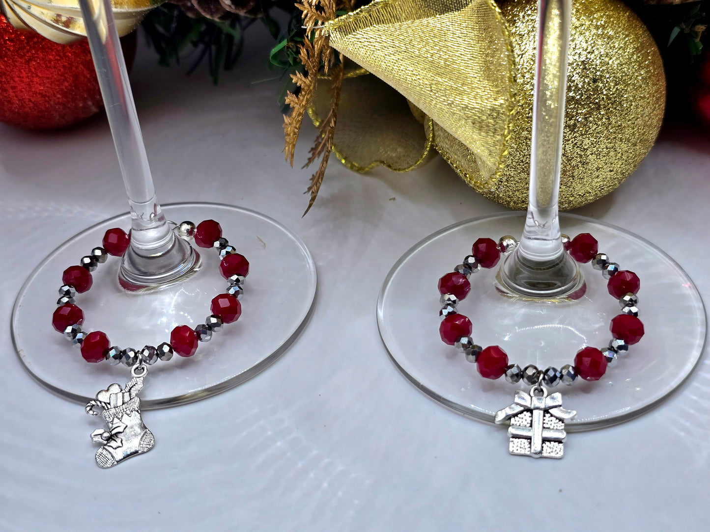 Christmas Wine Glass Charms 4 Pack - Xmas Tree, Stocking, Gift, Snowflake