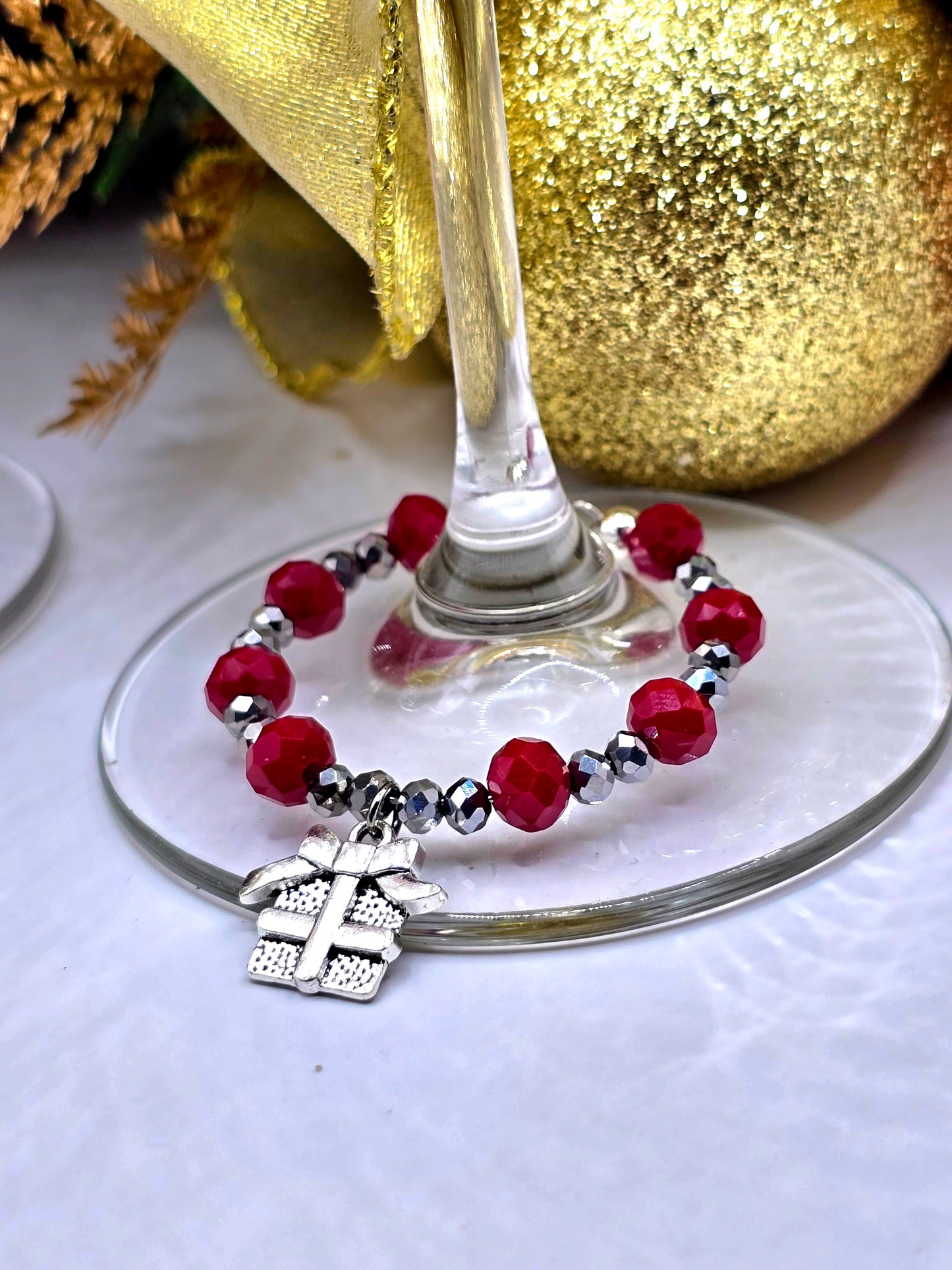 Christmas Wine Glass Charms 4 Pack - Xmas Tree, Stocking, Gift, Snowflake