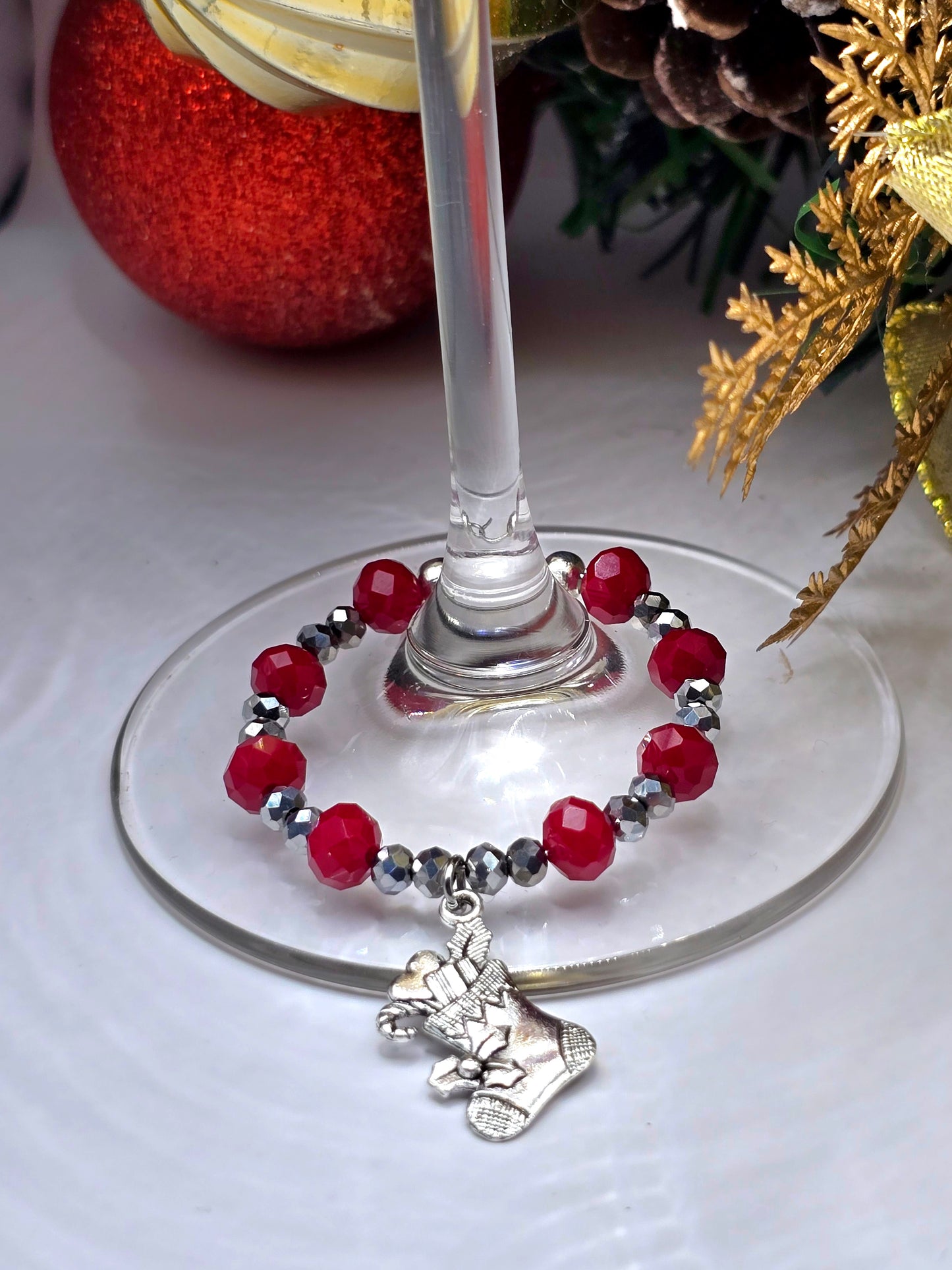 Christmas Wine Glass Charms 4 Pack - Xmas Tree, Stocking, Gift, Snowflake