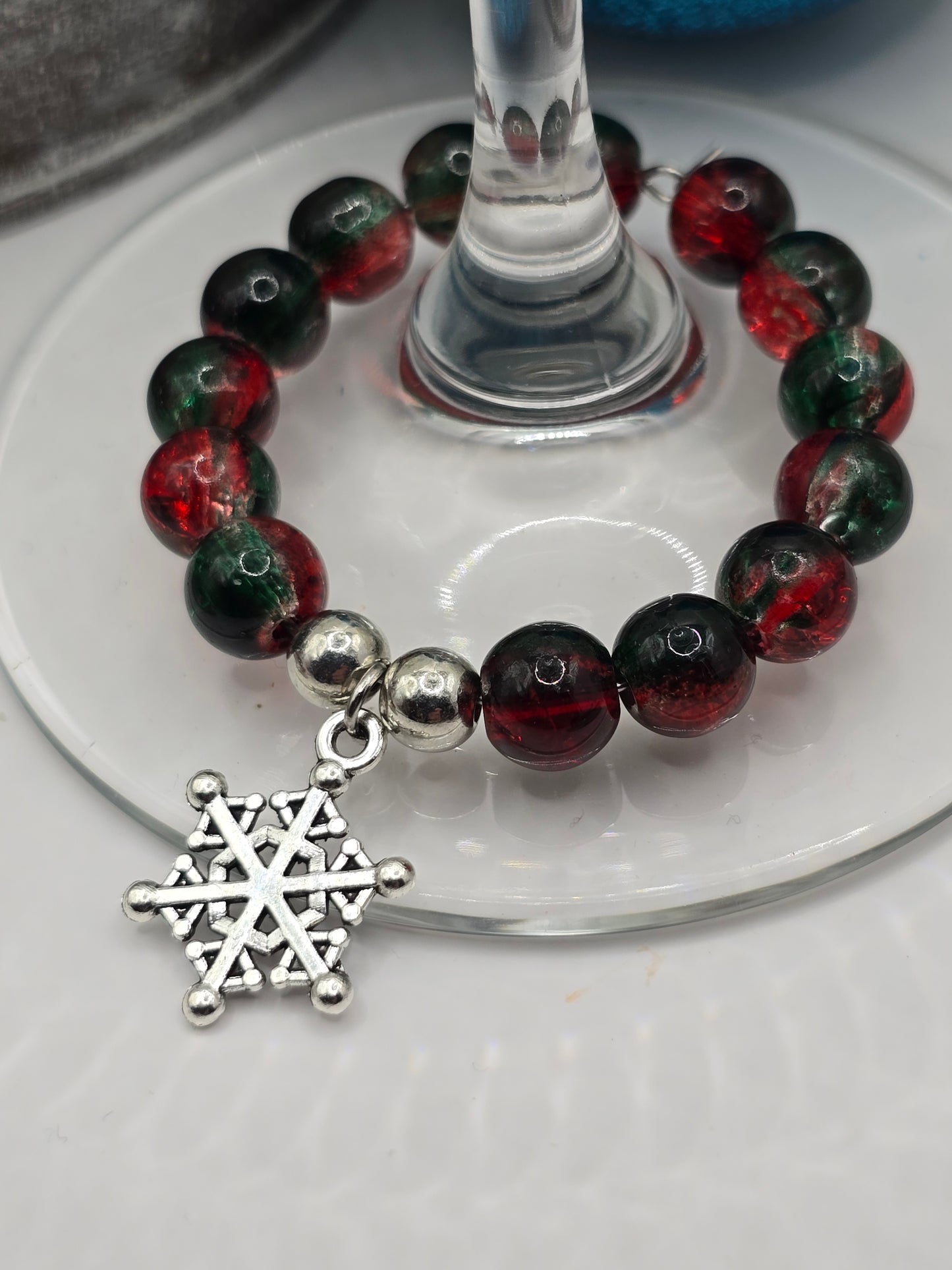 Christmas Wine Glass Charms 4 Pack - Xmas Tree, Stocking, Gift, Snowflake