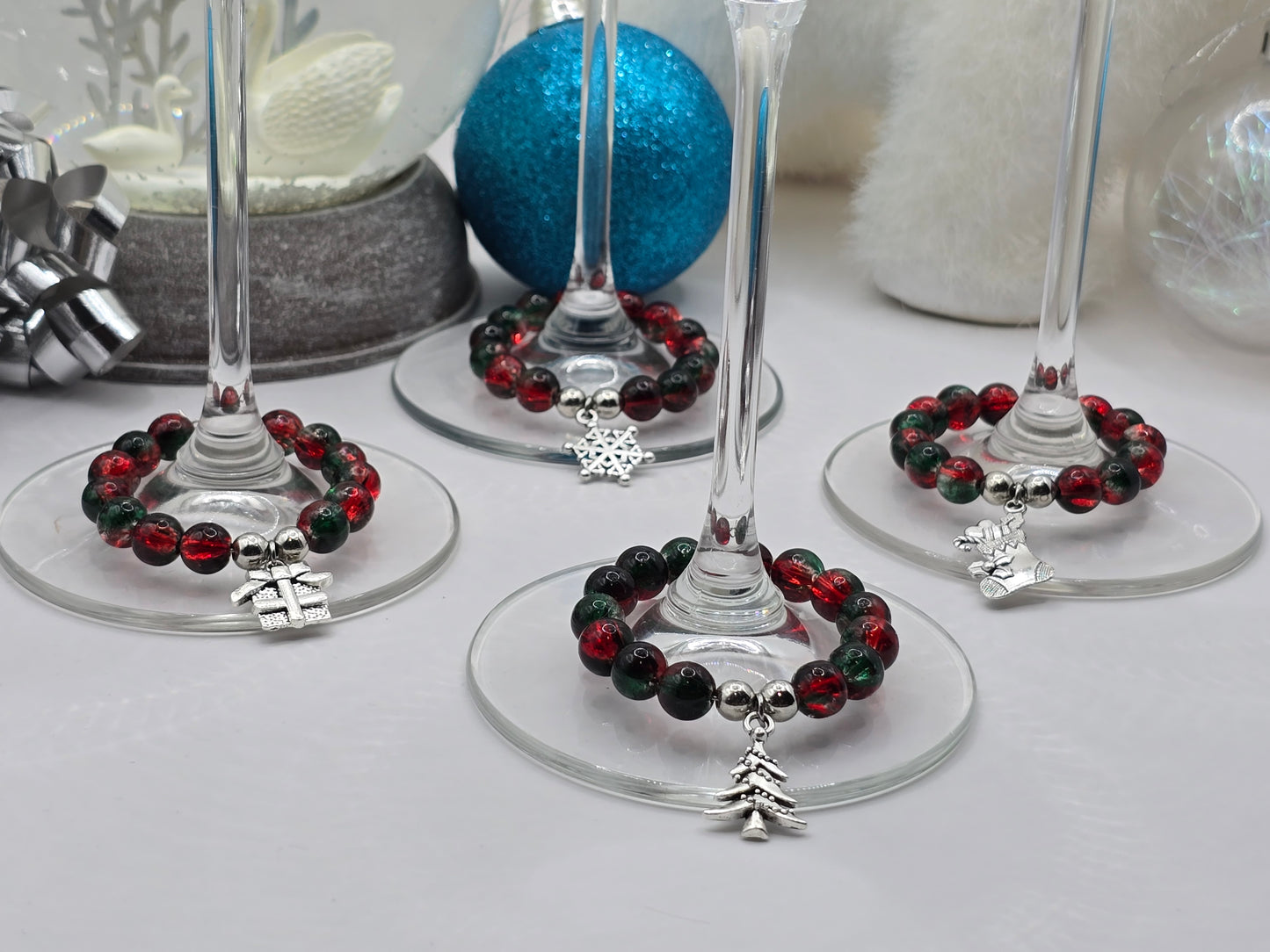 Christmas Wine Glass Charms 4 Pack - Xmas Tree, Stocking, Gift, Snowflake