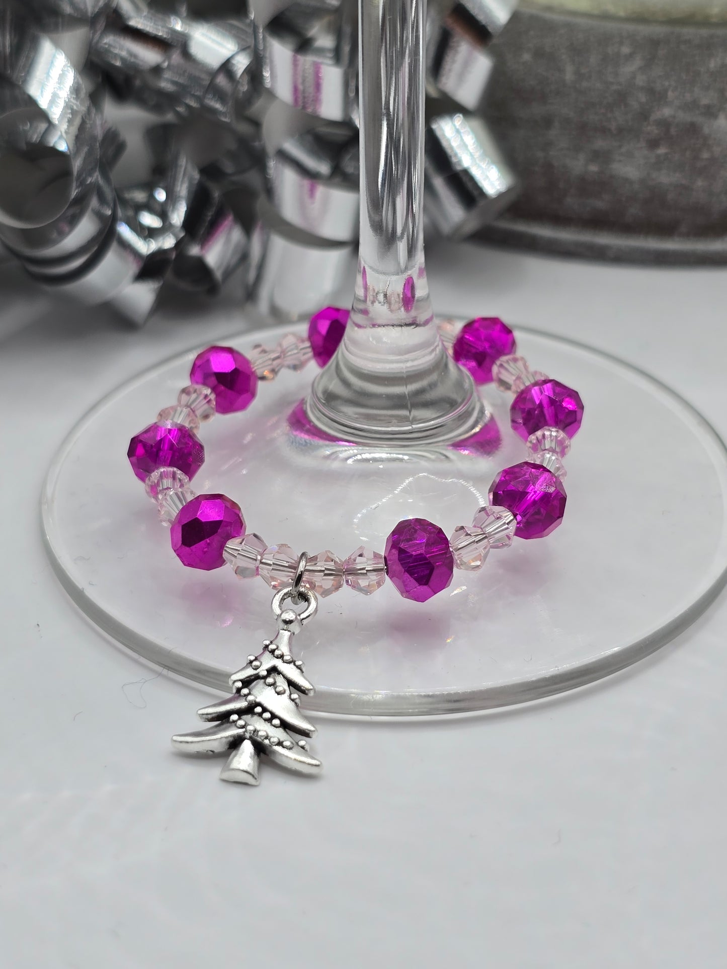Christmas Wine Glass Charms 4 Pack - Xmas Tree, Stocking, Gift, Snowflake