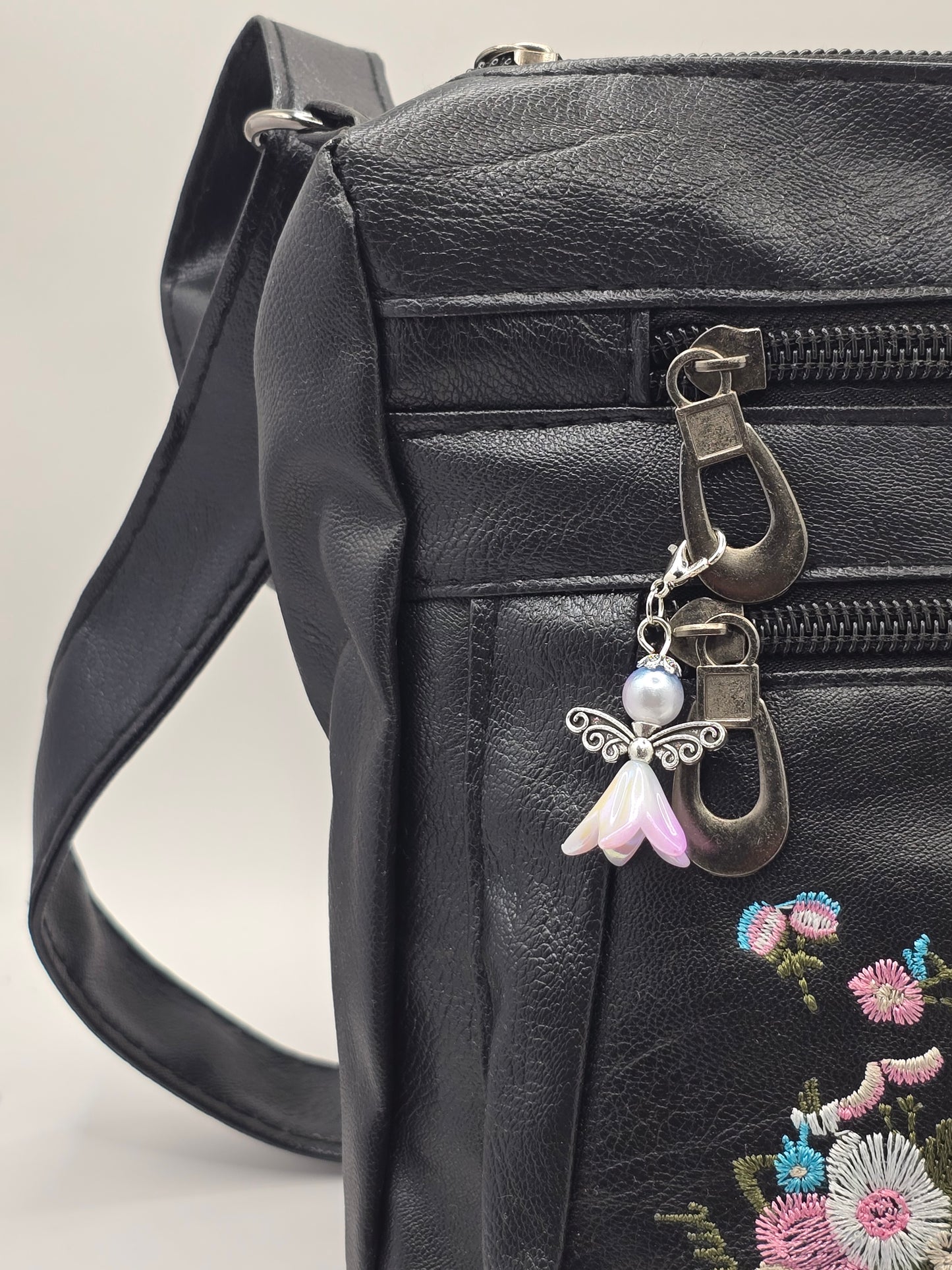 4 pack Angel zipper charms - Bellflower shaped angel charms