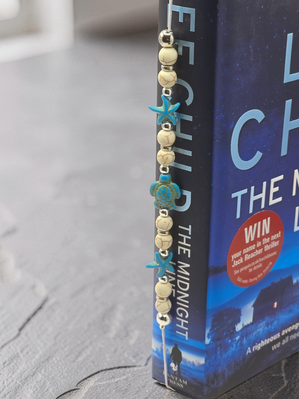 Sea Life Elastic Bookmark with Sea Turtle and Starfish Charms