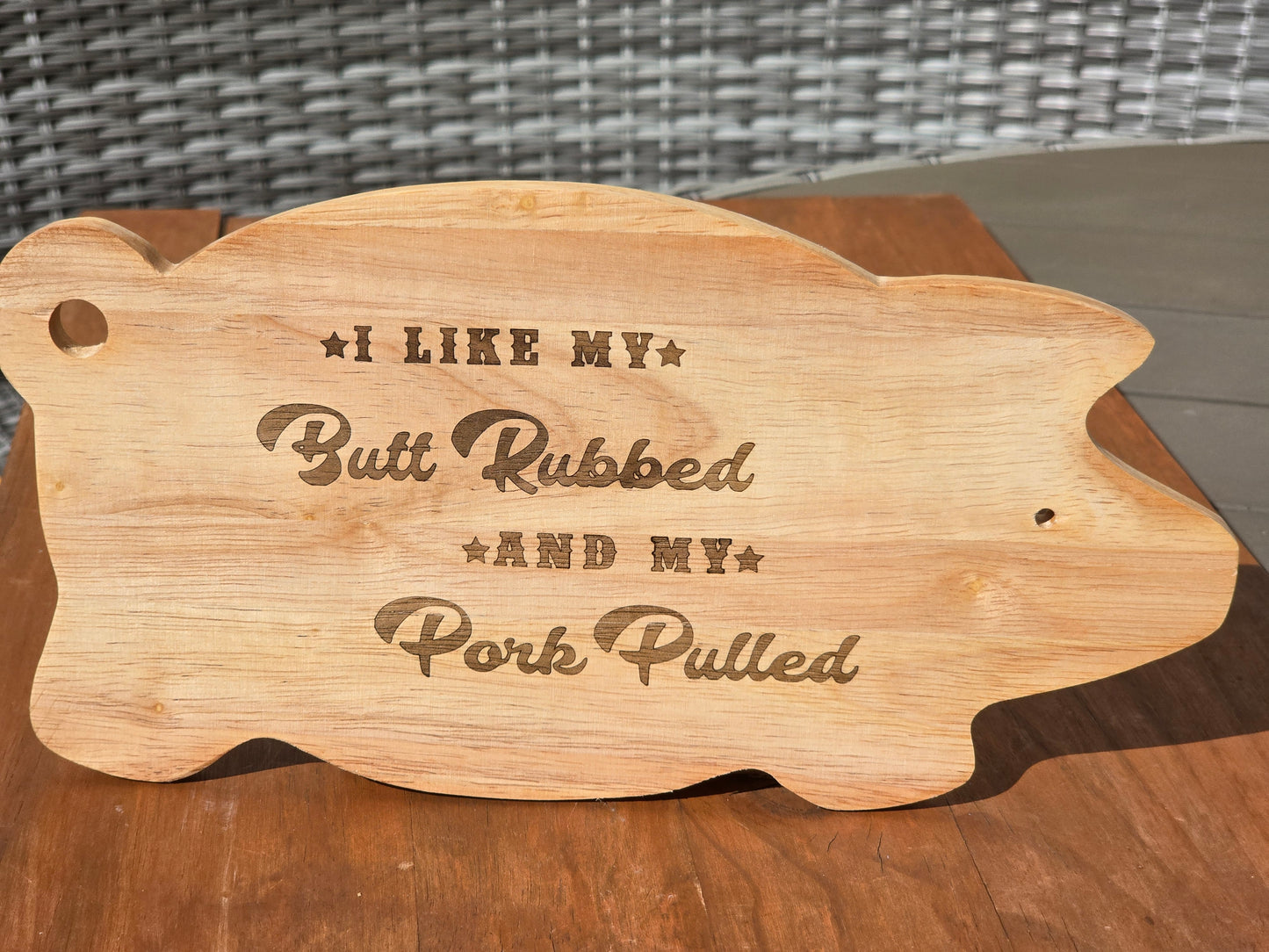Piggy Chopping board - Funny engraved pig shaped chopping / BBQ serving board