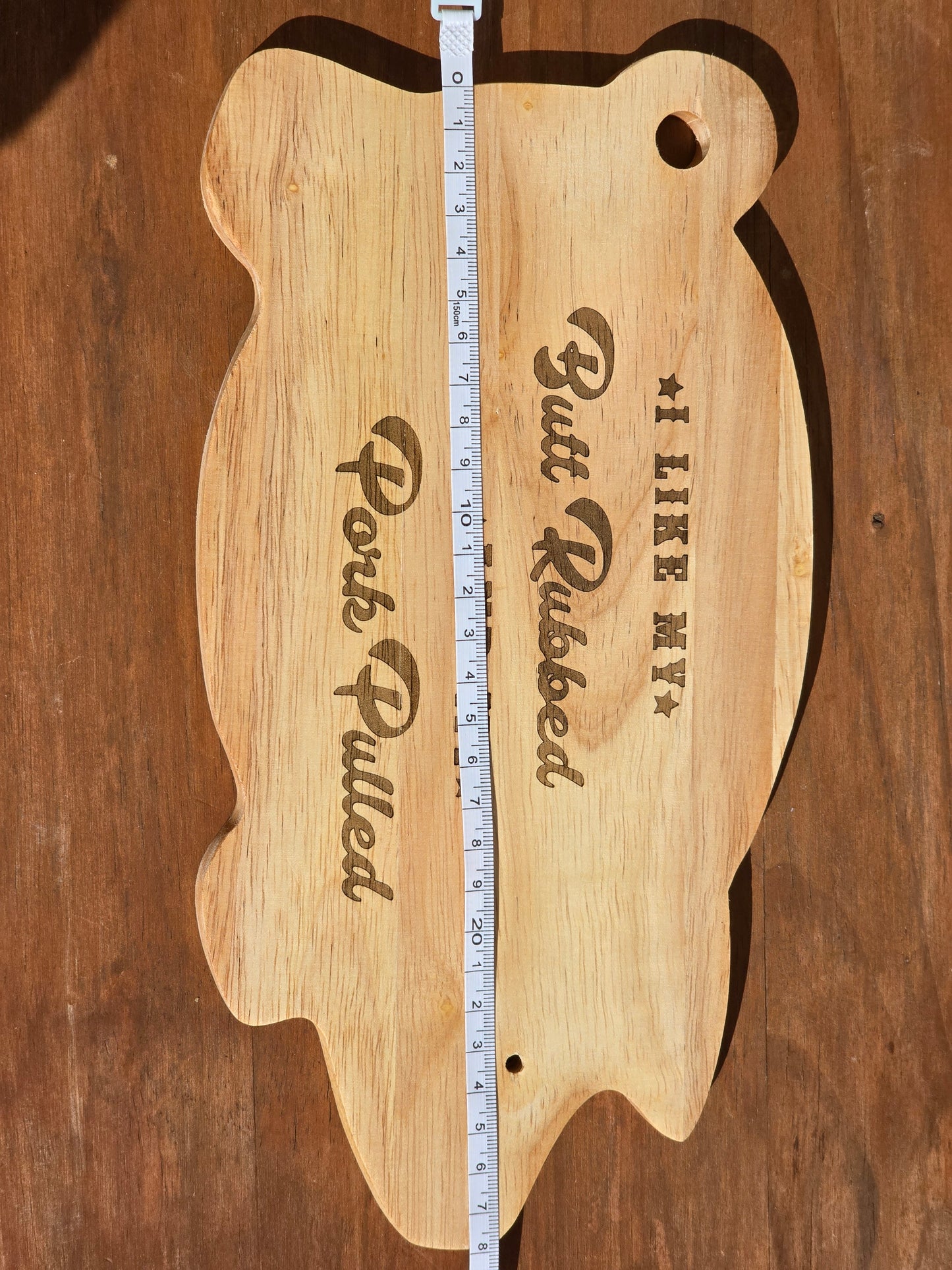 Piggy Chopping board - Funny engraved pig shaped chopping / BBQ serving board