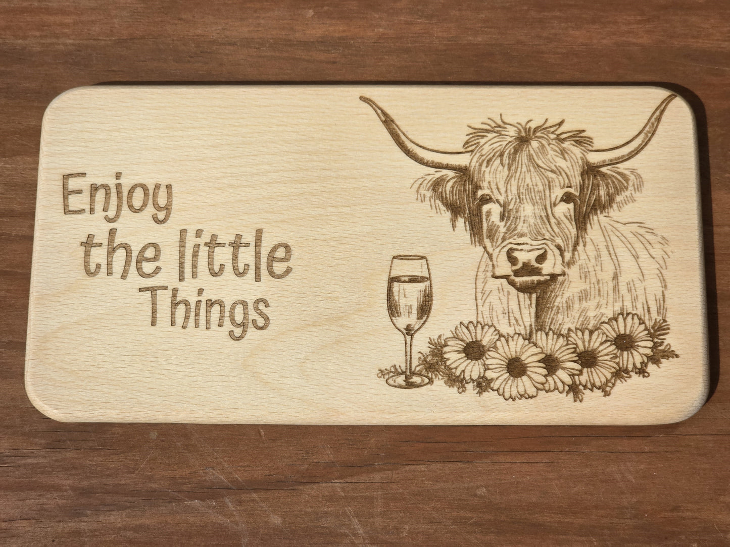 Highland cow small breakfast board - Etched wooden breakfast serving board