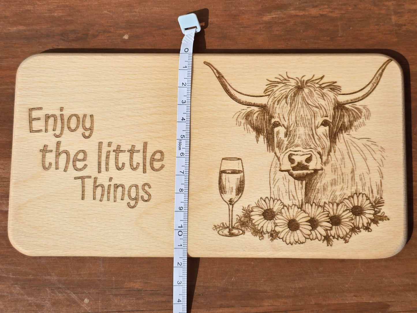 Highland cow small breakfast board - Etched wooden breakfast serving board