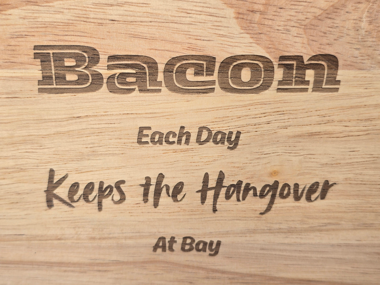 Piggy Chopping board - Funny engraved pig shaped chopping / BBQ serving board
