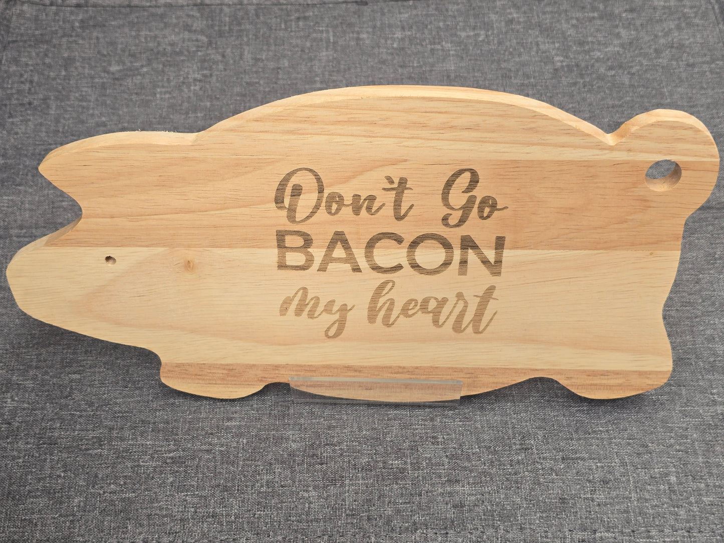Piggy Chopping board - Funny engraved pig shaped chopping / BBQ serving board