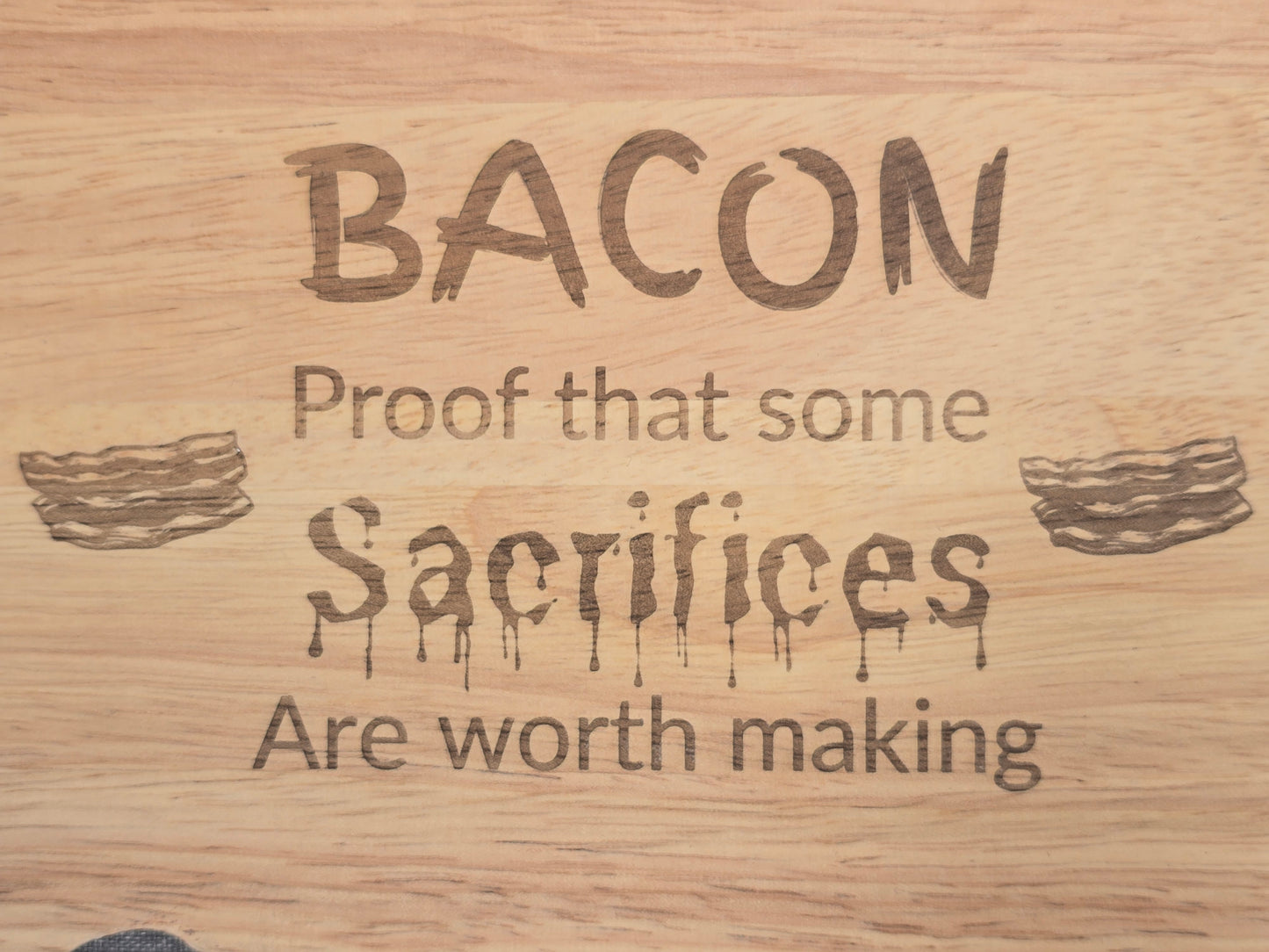 Piggy Chopping board - Funny engraved pig shaped chopping / BBQ serving board