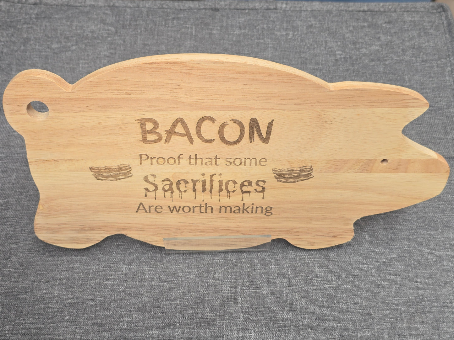 Piggy Chopping board - Funny engraved pig shaped chopping / BBQ serving board