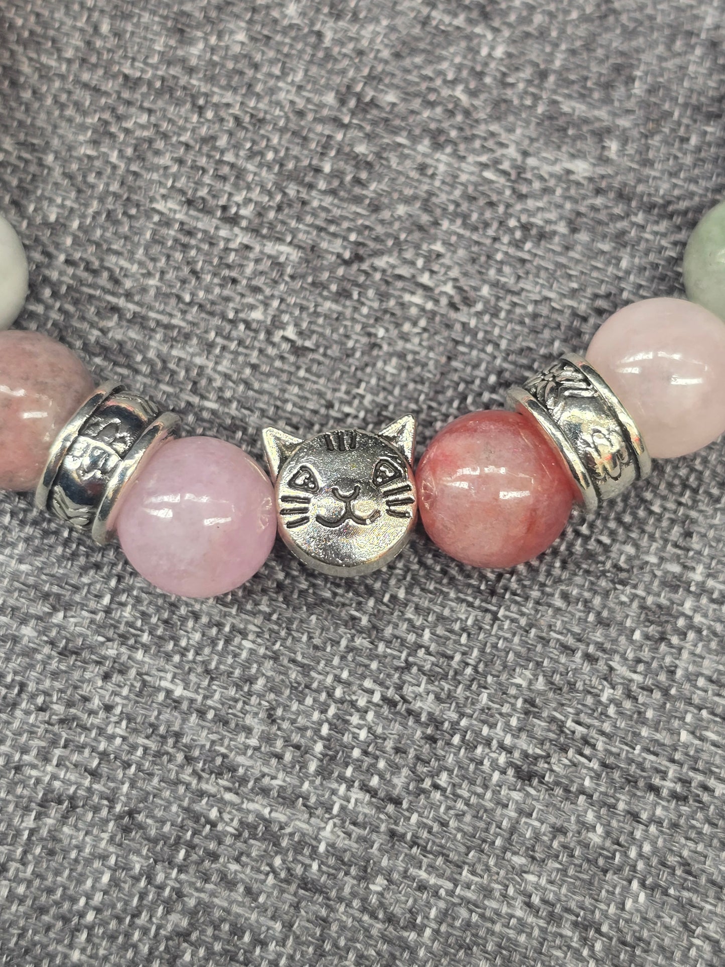 Cat theme elasticated beaded bracelet - 6.25 inch bracelet for kids and adults