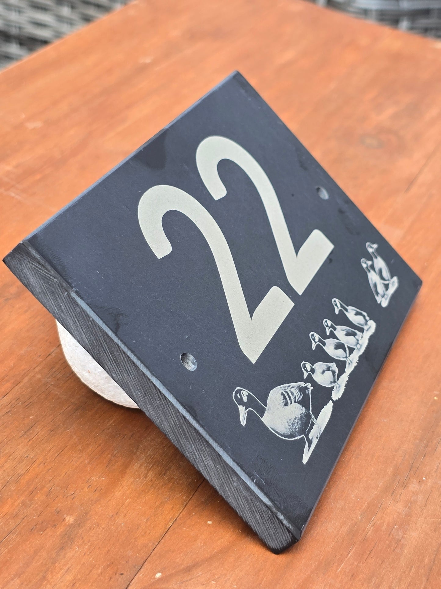 House number slate sign with duck and ducklings - Plaque with fittings