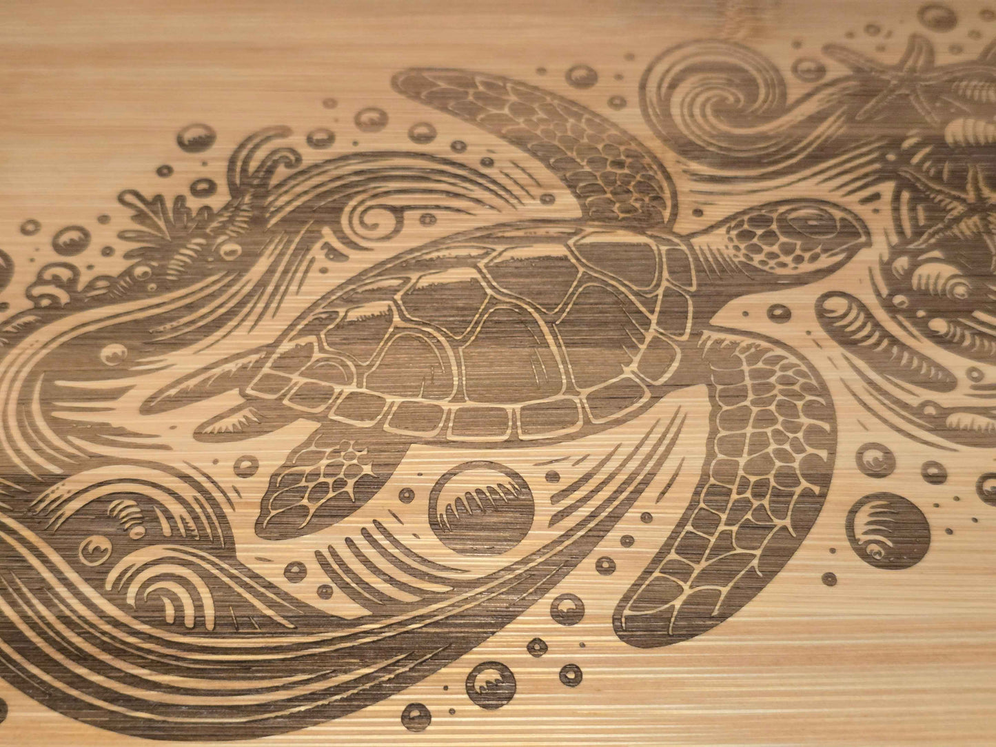 Sea Turtle chopping board - Ocean themed bamboo cutting board
