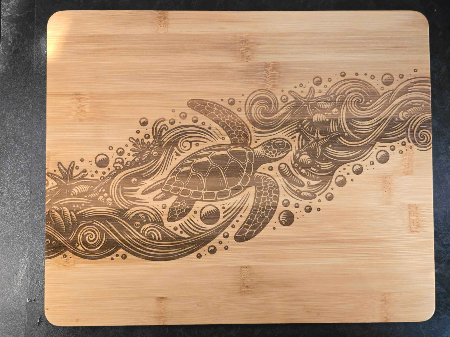 Sea Turtle chopping board - Ocean themed bamboo cutting board
