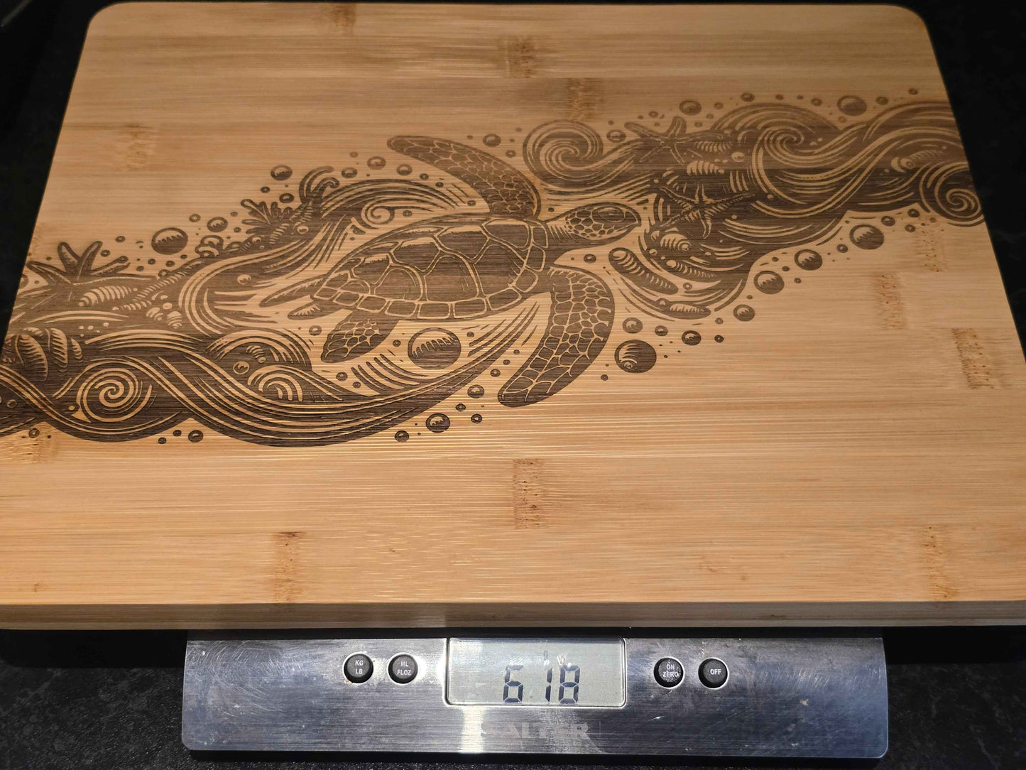 Sea Turtle chopping board - Ocean themed bamboo cutting board