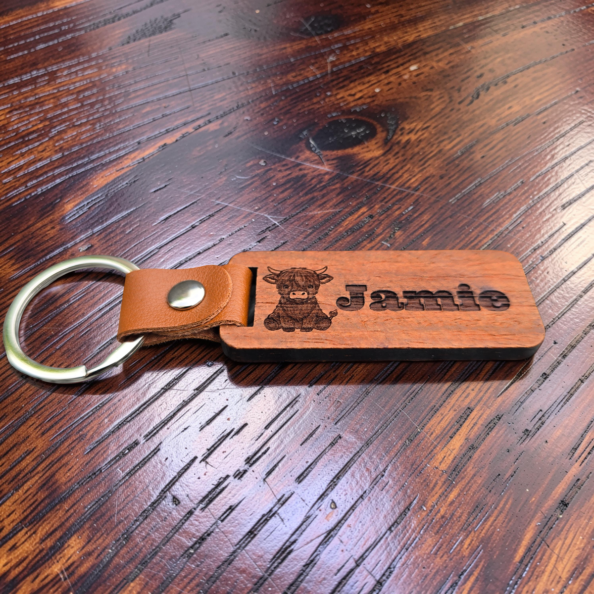 Personalised highland cow wooden bag tag / keyring
