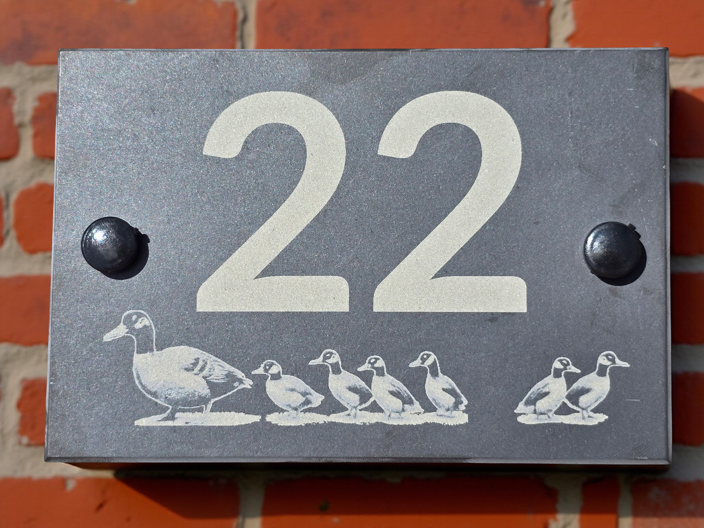 House number slate sign with duck and ducklings - Plaque with fittings