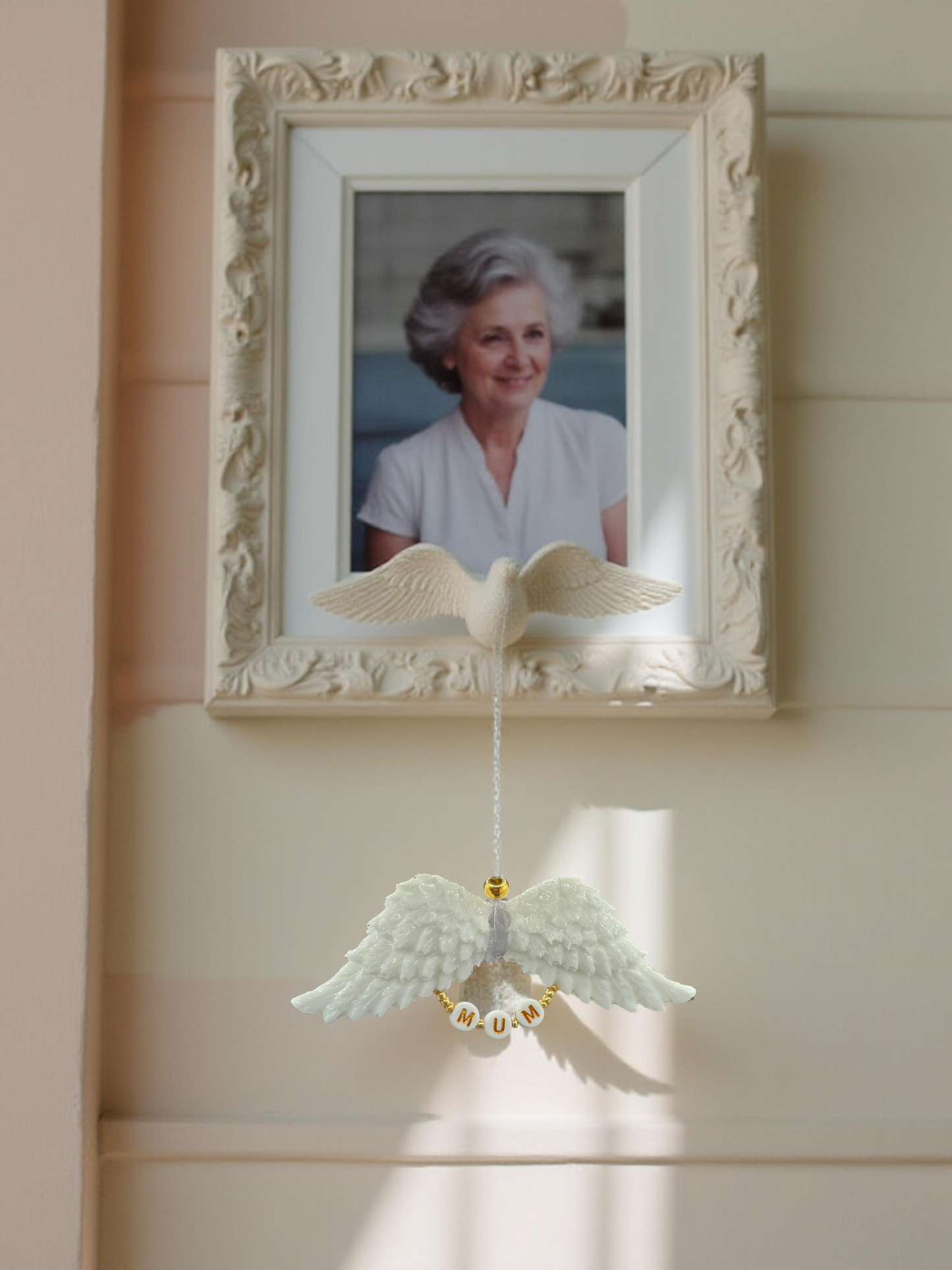 White Resin Angel Wings (Mum / Dad / Personalised) - Hanging Decoration