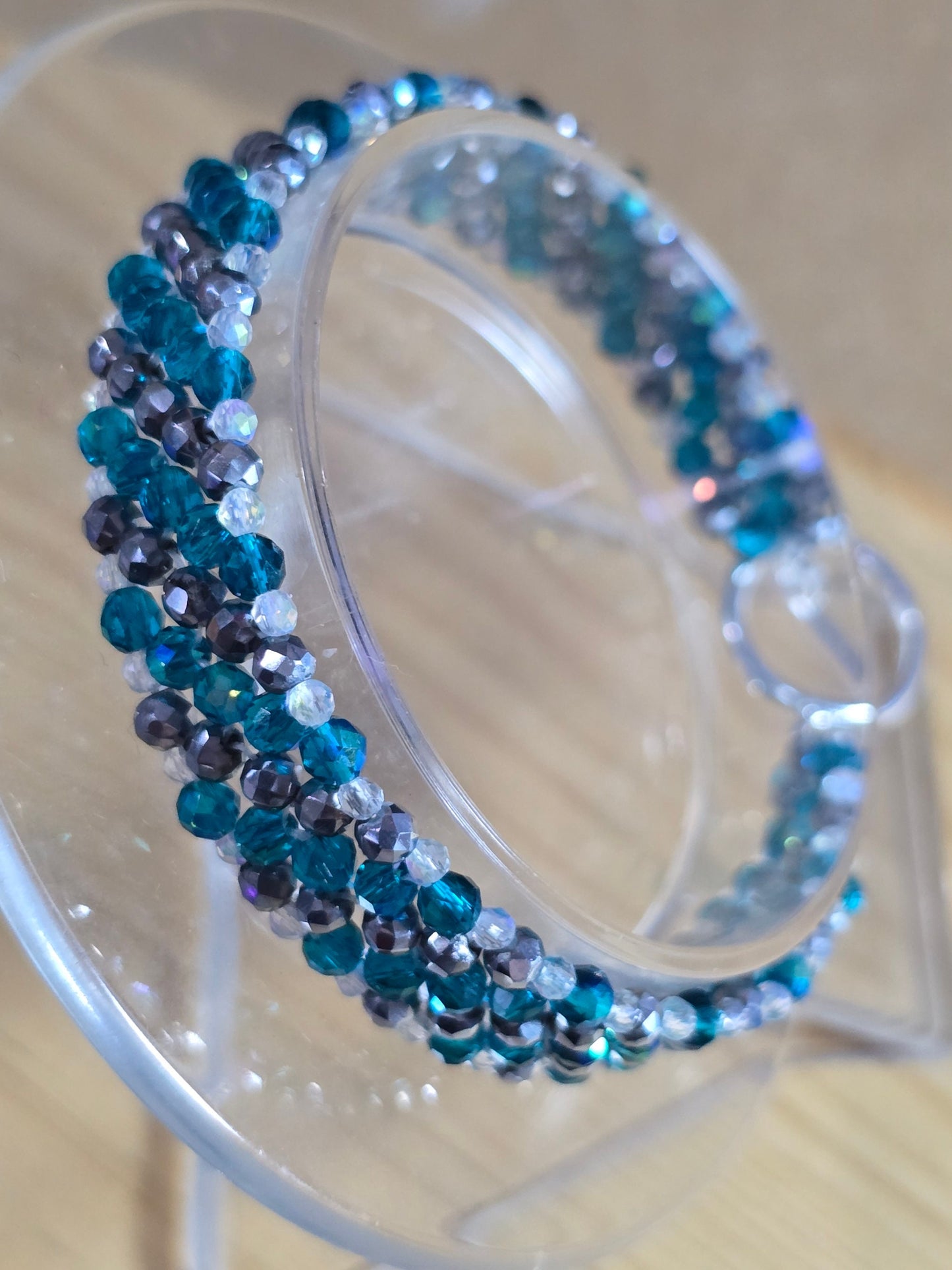 2 tone diagonal striped glass crystal bracelet - Silver and Blue