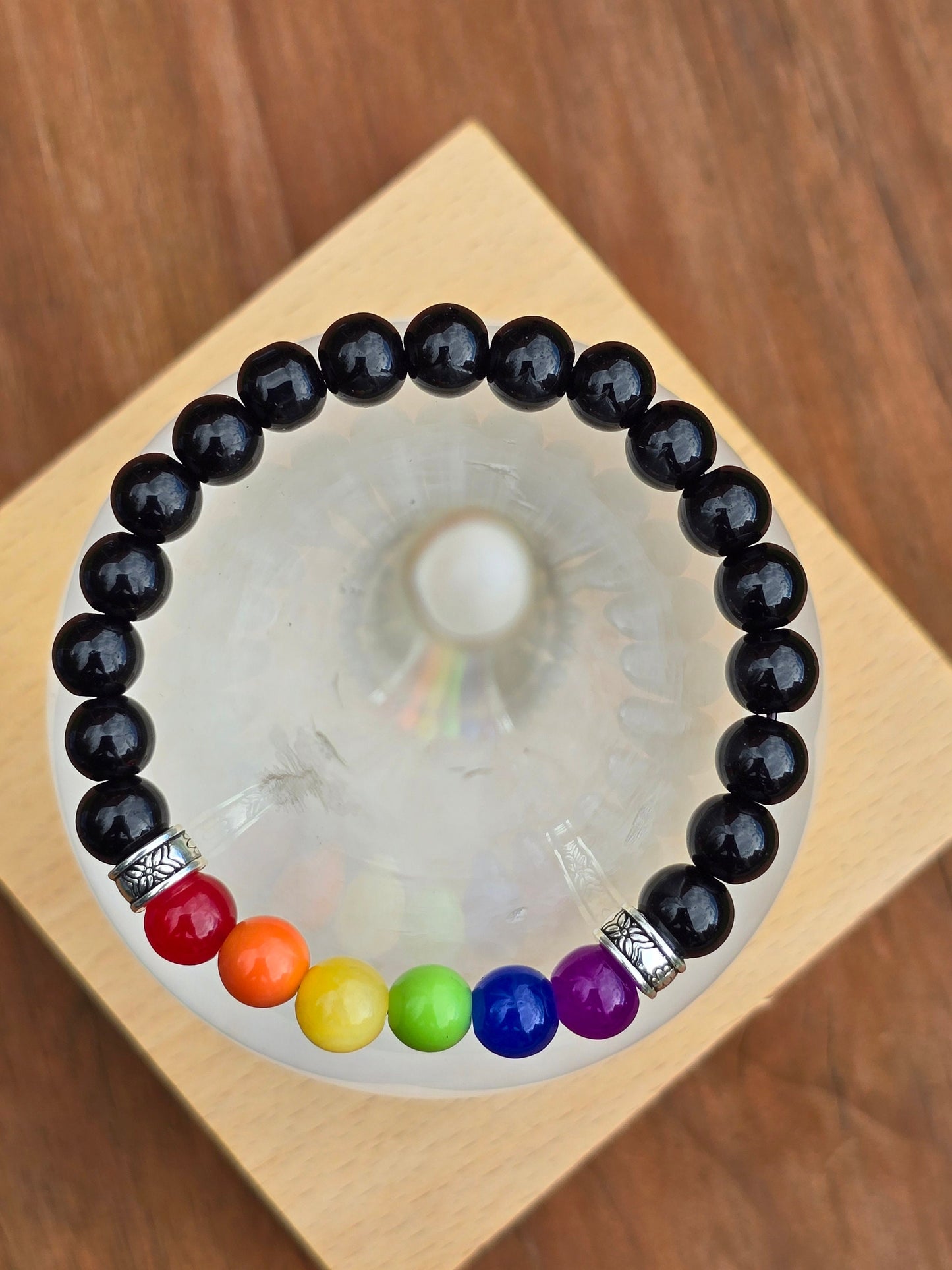 Unisex Rainbow Pride Bracelet - Beaded elastic armband to stretch to most wrist sizes