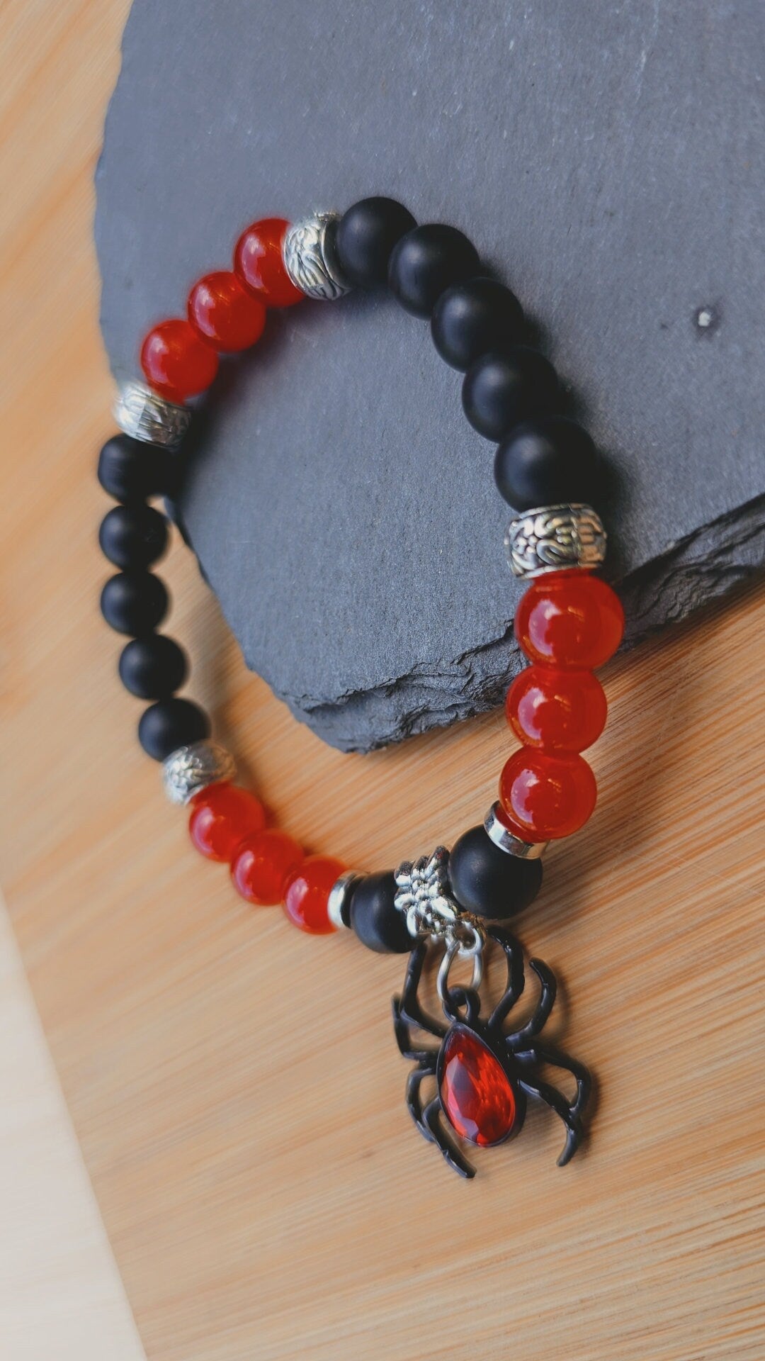 Spider Bracelet - Halloween spider charm elastic bracelet for costume and parties