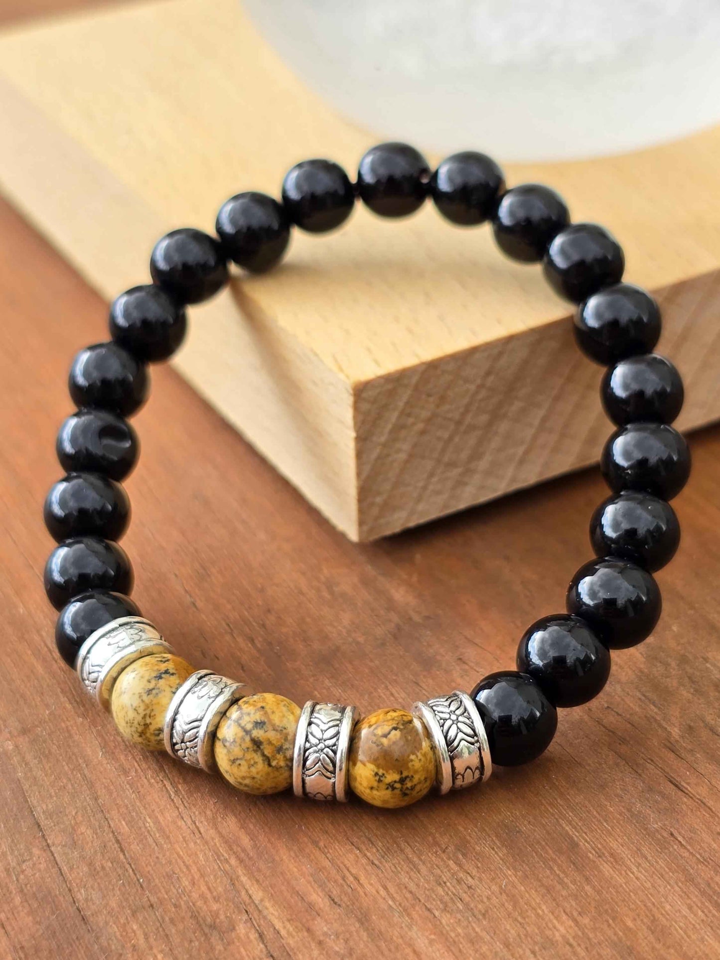 Men's Boho elastic beaded bracelet - Black and natural wood effect colours