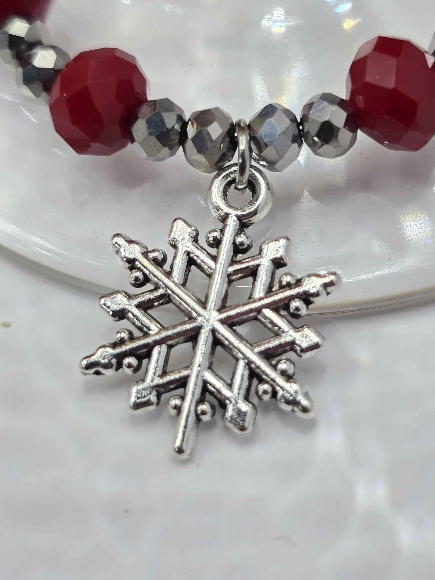 4 Pack Christmas Wine Glass Charms - Xmas Tree, Stocking, Gift, Snowflake