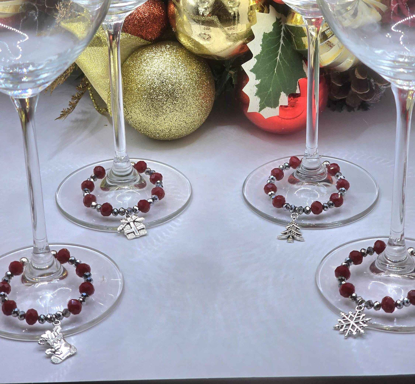 4 Pack Christmas Wine Glass Charms - Xmas Tree, Stocking, Gift, Snowflake