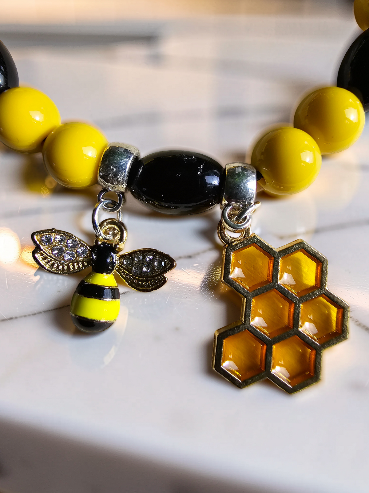 Bumble Bee Bracelet - Fun Elasticated Accessory for Kids and Adults - Ideal for Insect Lovers