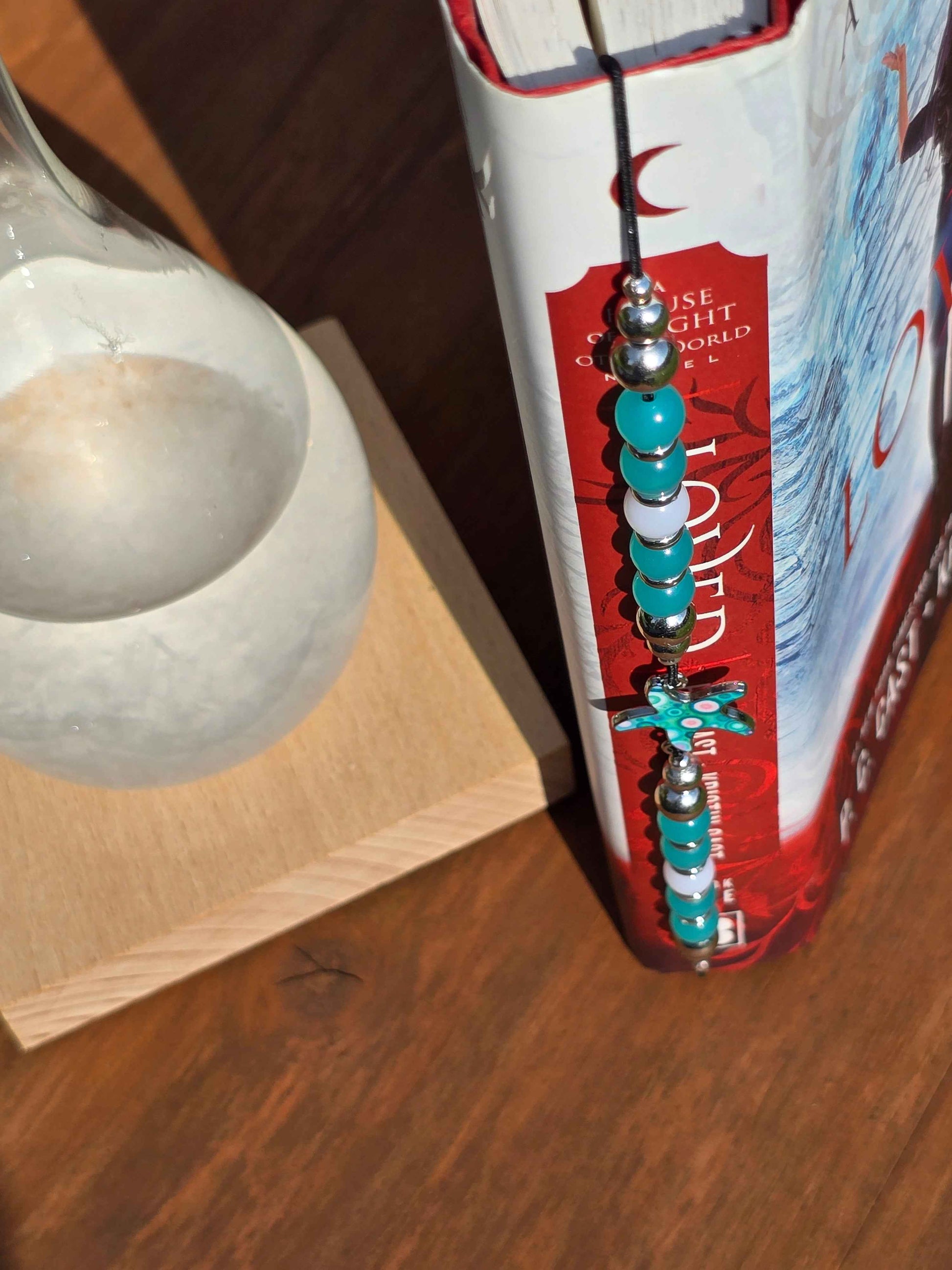 Starfish elastic wraparound Bookmark - Place holder for hardbacks, paperbacks, journals and diaries