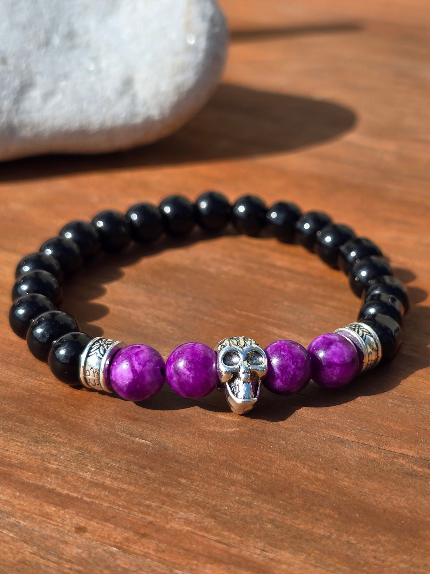 Mens purple beaded skull bracelet - Elastic fit 7" bracelet