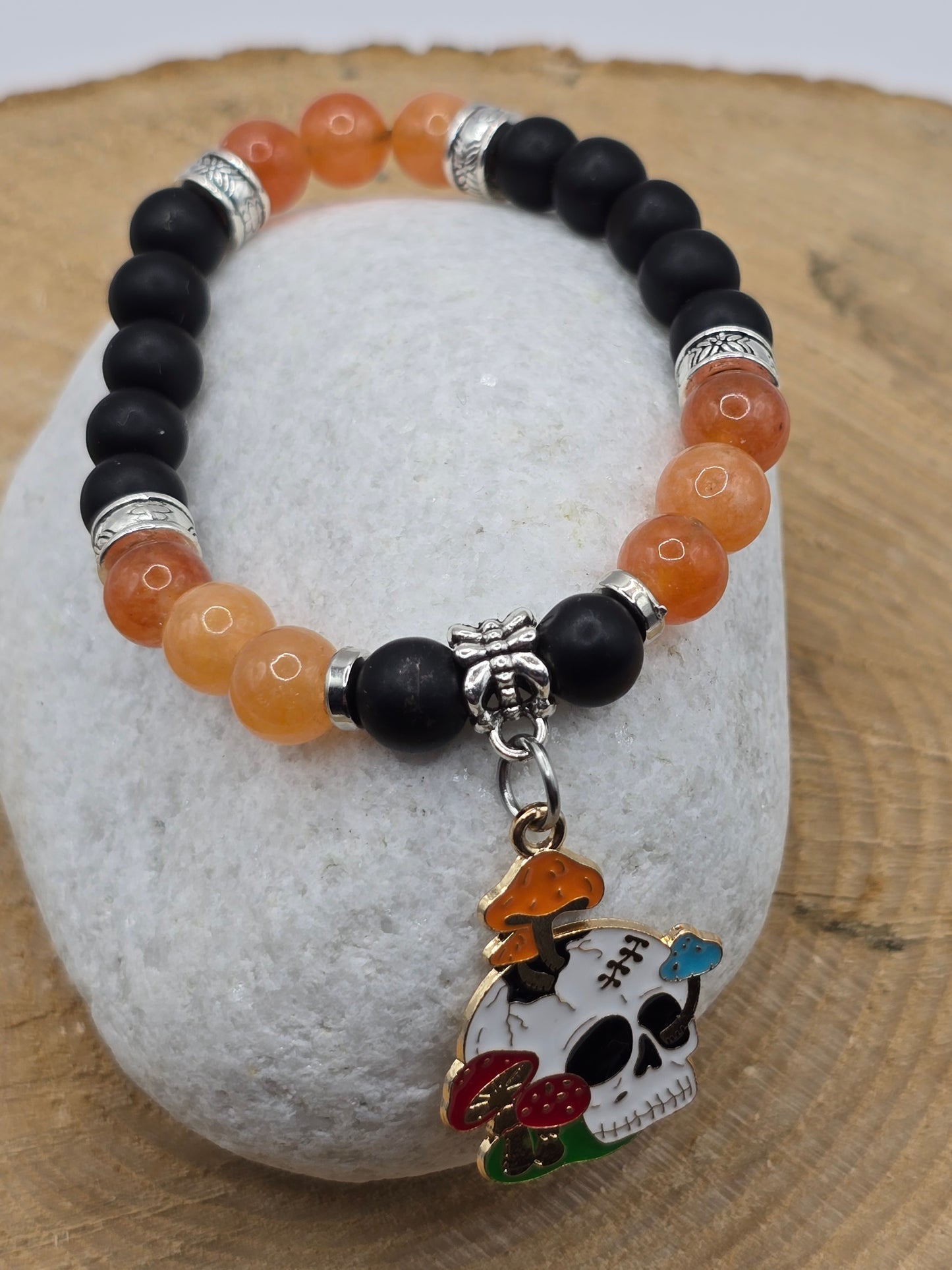 Beaded Skull Bracelet - Halloween elastic stretch bracelet to fit most wrist sizes
