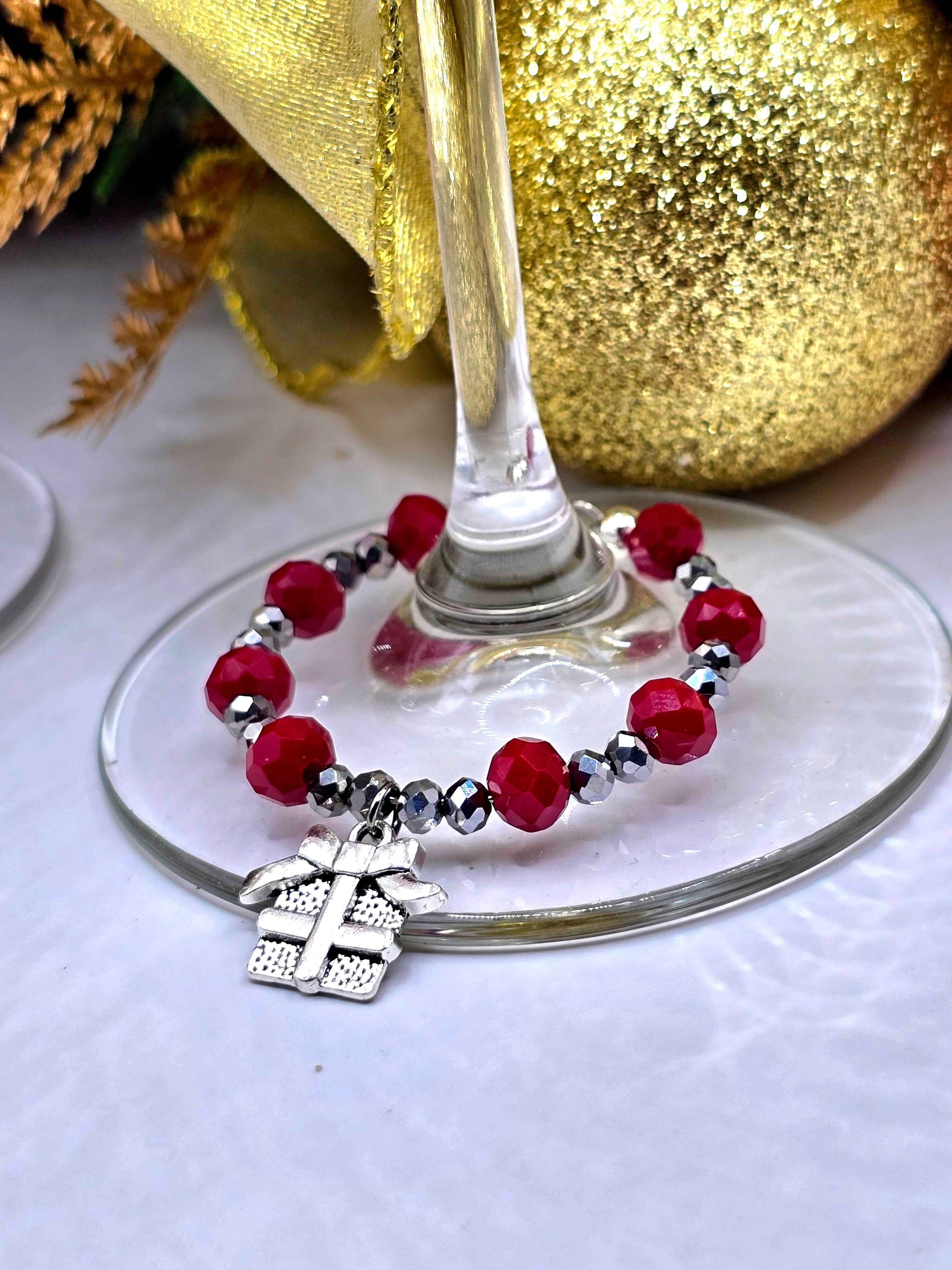 4 Pack Christmas Wine Glass Charms - Xmas Tree, Stocking, Gift, Snowflake