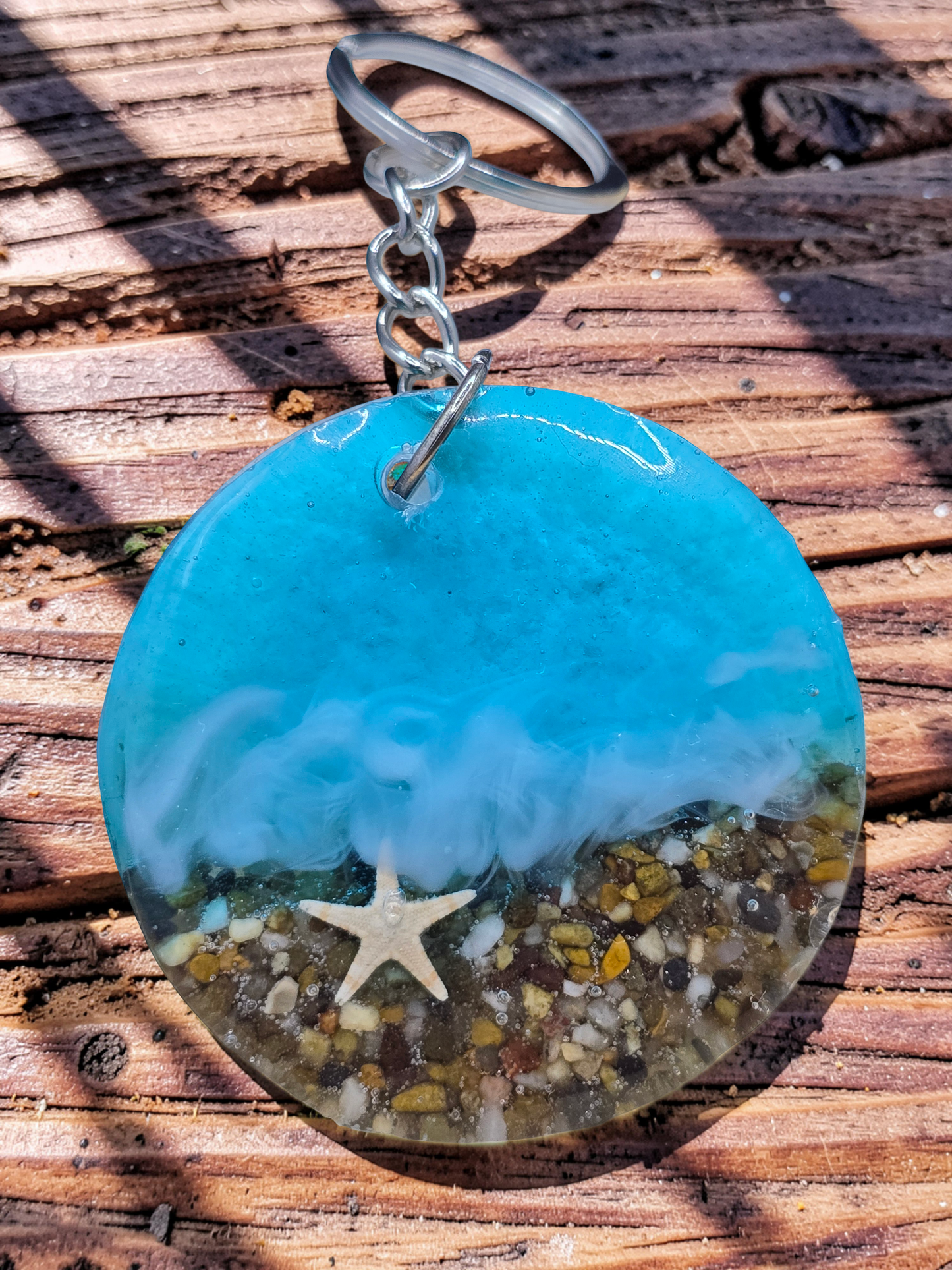 Resin Beach Keyring - Ocean theme keychain - Heart / Round Shapes