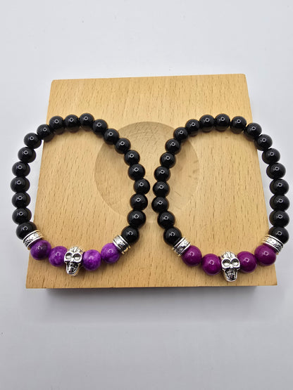 Mens purple beaded skull bracelet - Elastic fit 7" bracelet