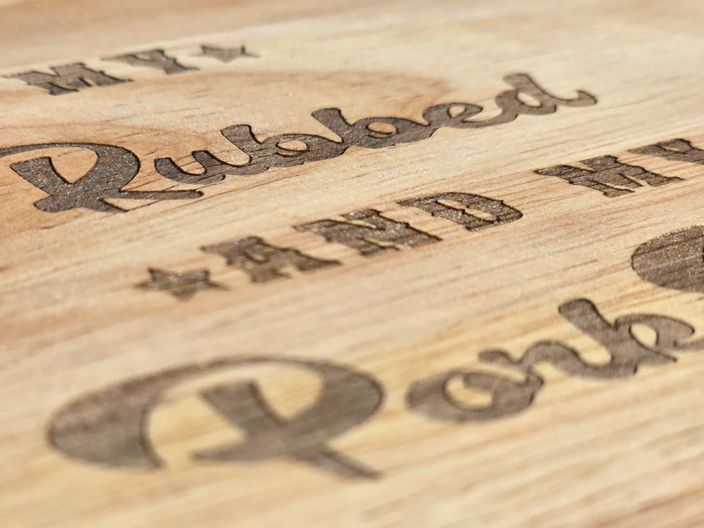 Piggy Chopping board - Funny engraved pig shaped chopping / BBQ serving board