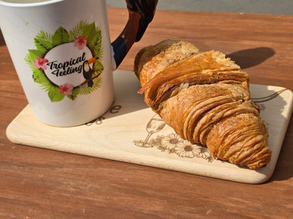 Highland cow small breakfast board - Etched wooden breakfast serving board