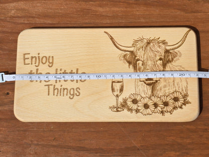 Highland cow small breakfast board - Etched wooden breakfast serving board