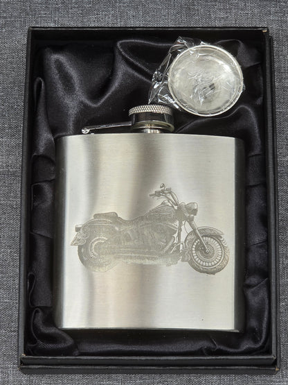 Engraved stainless steel 6oz hipflask - Spirit / Liquor flask with various designs - With Gift Box