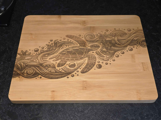 Sea Turtle chopping board - Ocean themed bamboo cutting board