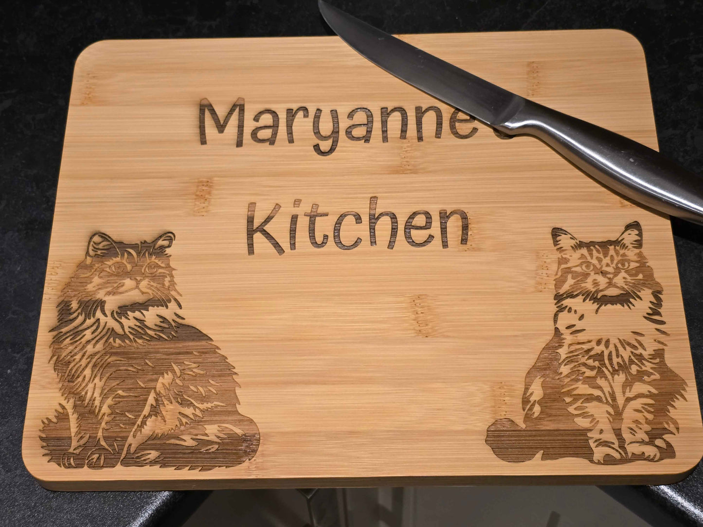 Personalised Cat Chopping Board - 30cm x 24cm engraved bamboo cutting board