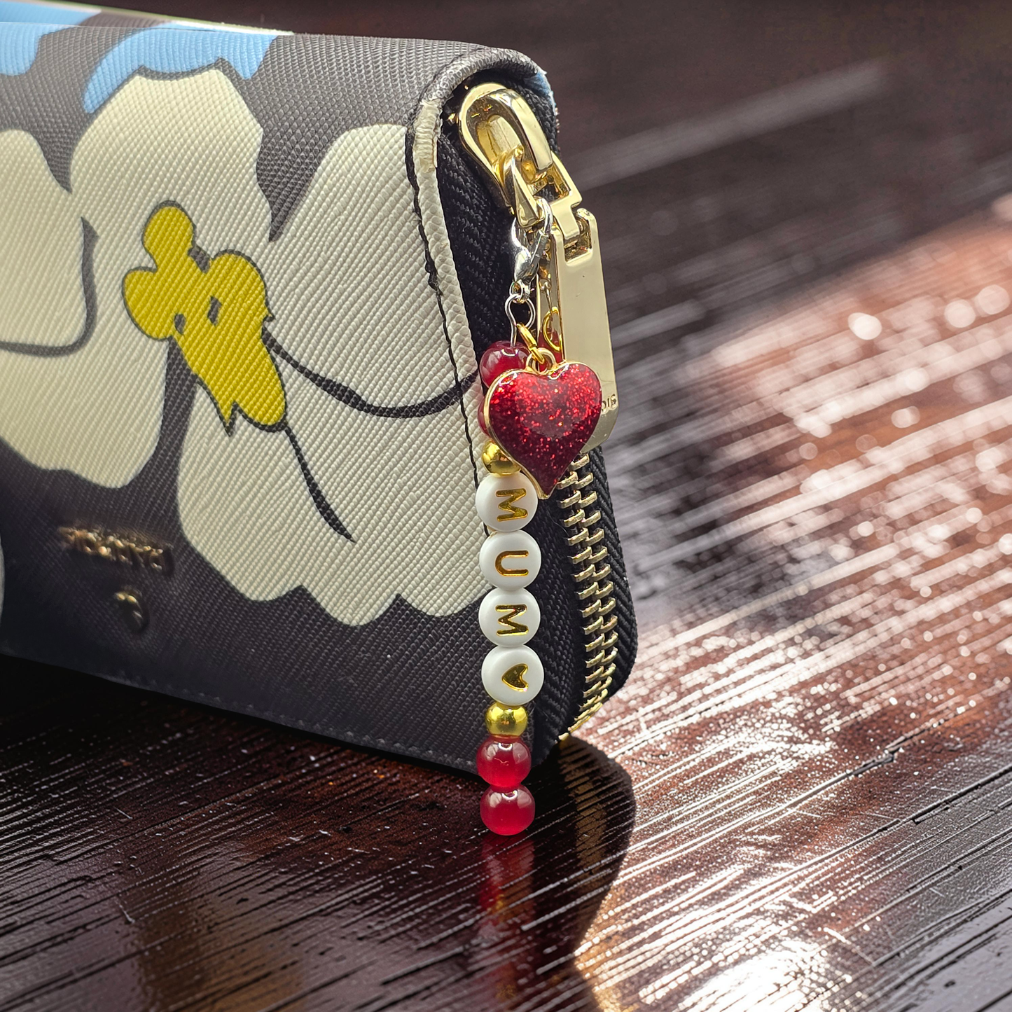 Mum Heart Zipper Pull Charm