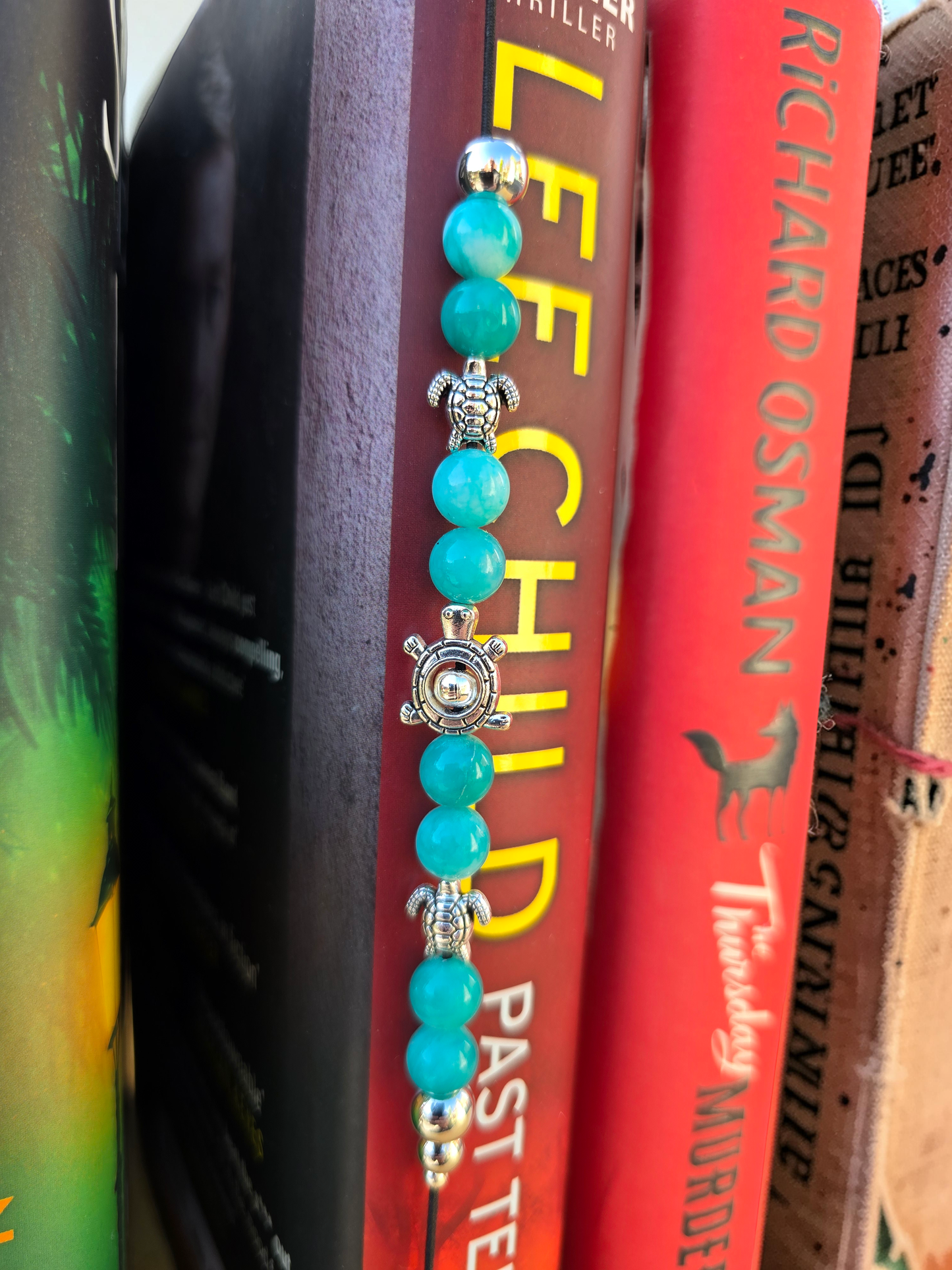 Sea Turtle Elastic Wraparound Bookmark - Turquoise beaded placeholder