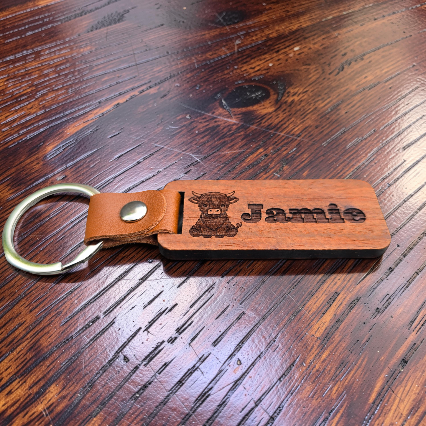 Personalised highland cow wooden bag tag / keyring